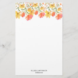 Zartes Blumenschrift-Papier mit Monogramm für den Briefpapier
