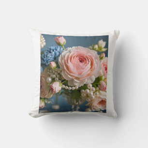 Zartes Rosa Rosa mit Perle in Vase Kissen