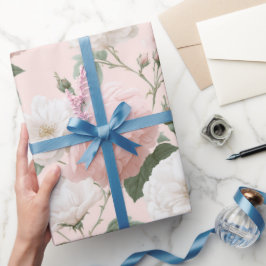 Zartes Rosa-Rose-Weiß-Blumenmuster Geschenkpapier