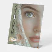 ZARZOMIE SOCKELSCHILD (Vorderseite)