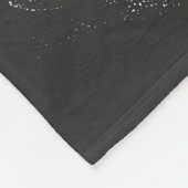 Zauberer beim Studium des Grimoire — von BurnsInHe Fleecedecke (Ecke)