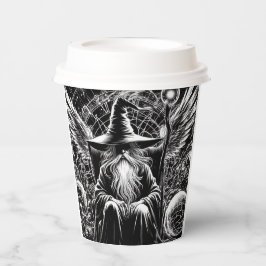 Zauberer in Kontemplationspapier-Kaffeetassen Pappbecher