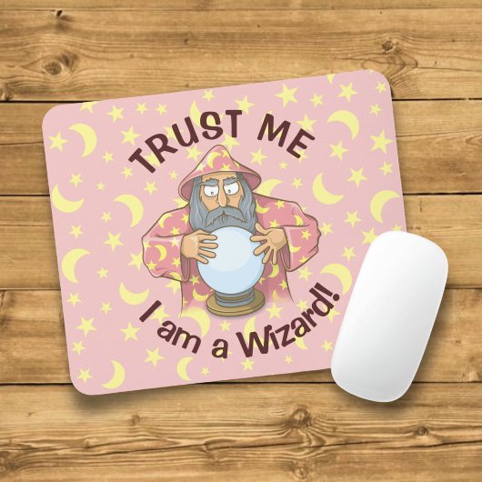 Zauberer mit Ball Alter Zauberer mit blauem Umhang Mousepad