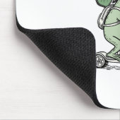 Zauberfrosch hält Schläger Roller fährt los zum Sp Mousepad (Ecke)