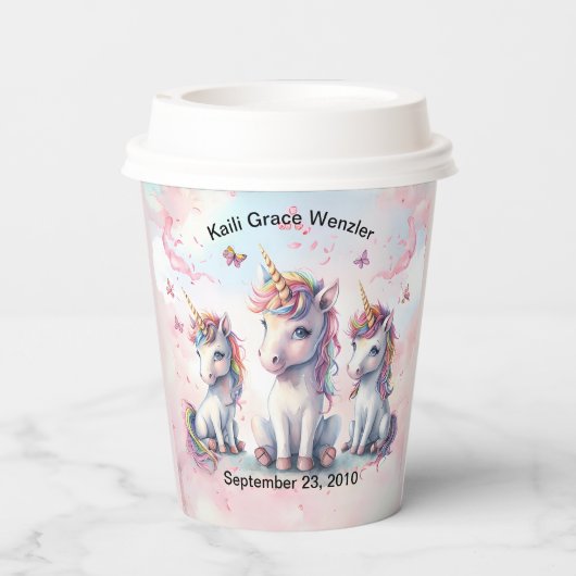 Zauberhafte Einhorn-Babyduschpapier Pappbecher (Rückseite)