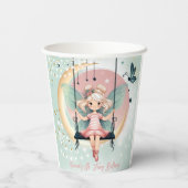 Zauberhafte Fee auf dem schwingenden Kindergeburts Pappbecher (Rückseite)