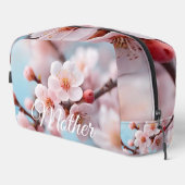 Zauberhafte rosa Blüten  Waschbeutel (Rechte Ecke)
