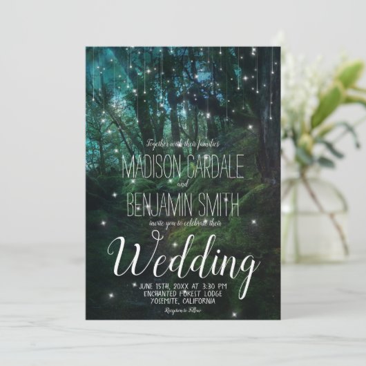 Zauberhafte Waldbäume feiern Hochzeit Einladung (Stehend Vorderseite)
