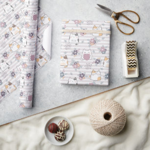 Zauberhaftes Katzen-Geschenkpapier mit Blumenmuste Geschenkpapier