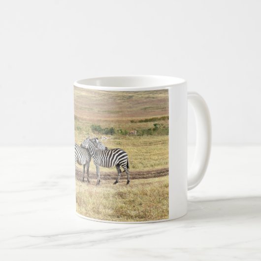 Zebra Affection, Tanzania. Mug Kaffeetasse (VorderseiteRechts)