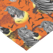 Zebra African Savanna Wild Animal Tischdecke (Schrägansicht)