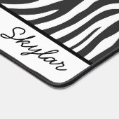 Zebra Animal Print Custom Curry Name Schreibtischunterlage (Ecke)