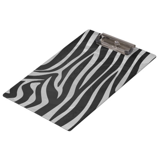 Zebra Black and Light Gray Monogram Klemmbrett (Schrägansicht)