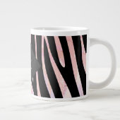 Zebra Black and Pink Monogram Jumbo-Tasse (Rechts)