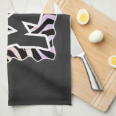 Zebra Black and Pink Wild me Handtuch (Viertel Falte)