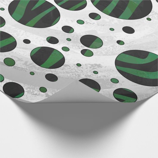 Zebra Black und Green Polka Dot Geschenkpapier (Ecke)