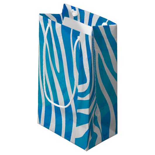 Zebra Blau und Weiß Kleine Geschenktüte (Vorderseite Schrägansicht)