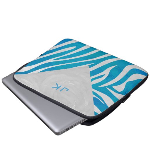 Zebra Blau und Weiß mit Monogramm Laptopschutzhülle (Vorne Knopf)