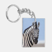 Zebra, die Sie mit blauen Himmelstext-Foto anschau Schlüsselanhänger (Vorderseite links)