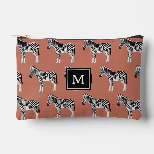 Zebra Exotic Animal Muster Terracotta Monogram Zubehörtasche (Vorderseite)