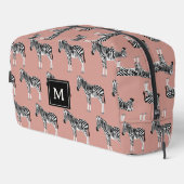 Zebra Exotic Animal Pattern Blush Pink Monogramm Waschbeutel (Rechte Ecke)