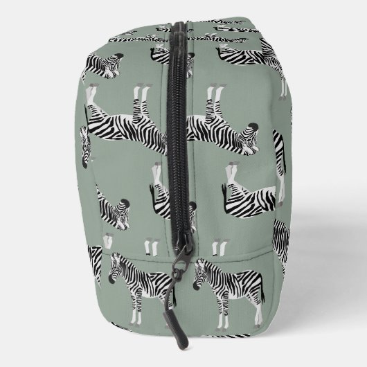 Zebra Exotic Animal Pattern Sage Green Monogram Waschbeutel (Rechts)