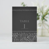 Zebra Funkel Silber Schwarz Glam Chic Tischzahl Einladung (Stehend Vorderseite)
