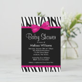 Zebra Hot Pink Printed Bow Babydusche Einladung (Stehend Vorderseite)
