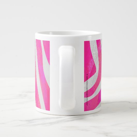 Zebra Hot Pink und Weiß mit Monogramm Jumbo-Tasse (Rückseite)