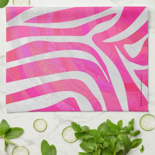 Zebra Hot Rosa und White Print Handtuch (Gefaltet)