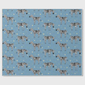 Zebra in Savanna Safari Pattern on Light Blue Geschenkpapier (Flach)
