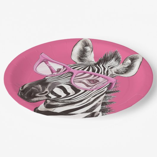 Zebra mit rosa Brille Pappteller (Schrägansicht)