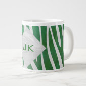 Zebra Monogram, Grün und Weiß Jumbo-Tasse (Vorderseite Rechts)