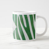 Zebra Monogram, Grün und Weiß Jumbo-Tasse (Rechts)