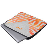 Zebra Monogramm Orange und Weiß Laptopschutzhülle (Vorne Knopf)