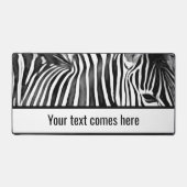 Zebra nah in Schwarzweiß Schreibtischunterlage (Vorderseite)