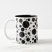 Zebra Polka Dot Black and Gray Print Zweifarbige Tasse (Links)