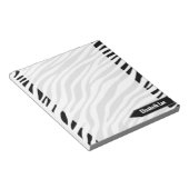 Zebra Print Black & White Personalisiert Notepad Notizblock (angewinkelt)