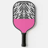 Zebra Print in Schwarz und Weiß und Hot Rosa Pickleball Schläger (Rückseite)