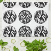 Zebra Print Polka Dots Handtuch (Gefaltet)