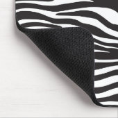 Zebra Print, Zebrastreifen, schwarz und weiß Mousepad (Ecke)