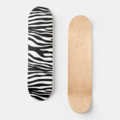 Zebra Print, Zebrastreifen, schwarz und weiß Skateboard (Vorderseite)
