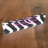 Zebra: Rosa Text-Schreibtisch-Nummernschild Namensplakette (Seite)