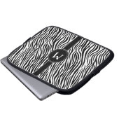 Zebra-Streifenmuster mit Monogramm Laptopschutzhülle (Vorne Knopf)