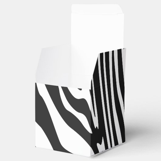 ZEBRA STRIPE PATTERN GESCHENKSCHACHTEL (Geöffnet)