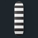 Zebra Stripe Skateboard<br><div class="desc">Benutzerdefiniertes Zebrastreifen-Skateboarddeck.</div>