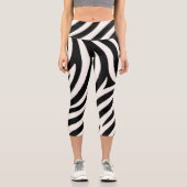 Zebra Stripes Moderne Printmedien Capri Leggings (Vorderseite)