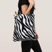 Zebra stripes pattern black & white + your ideas tasche (Von Nahem)