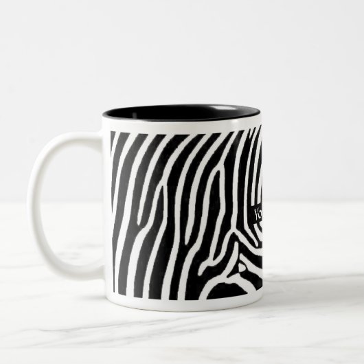 Zebra Stripes personalisiertes mit Namen Zweifarbige Tasse (Links)