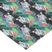 Zebra und exotisches Blumen-Muster 2 Tischdecke (Schrägansicht)